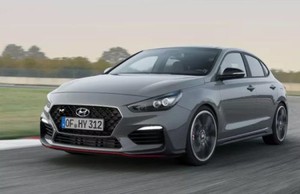Hyundai’s i30 N fastback revealed ahead of Paris Motor Show debut