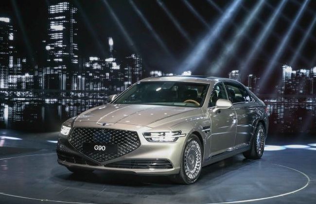 Genesis G90 facelift launched with a redesigned exterior