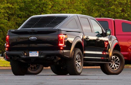Give your F-150 the Mustang look with this bed cover