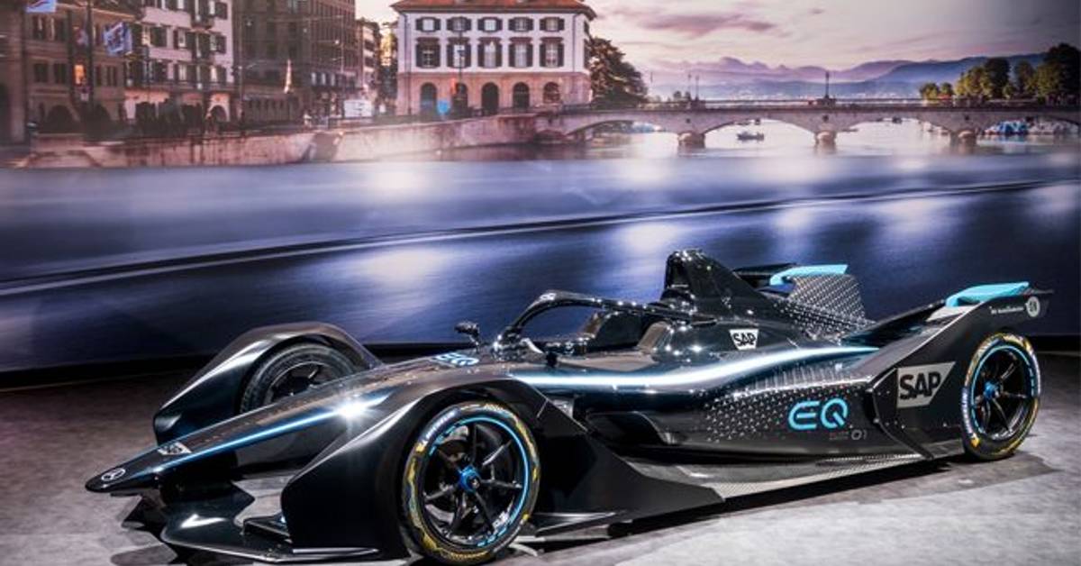 Mercedes-Benz enters Formula E with the EQ Silver Arrow 01
