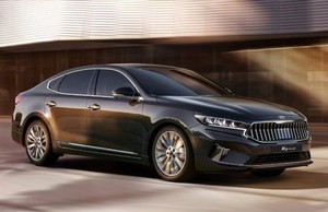 Kia reveals 2020 Cadenza, gets a new design
