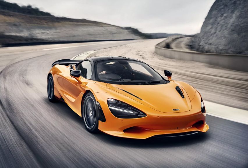 McLaren unveils its new mid-engine supercar, the 750S