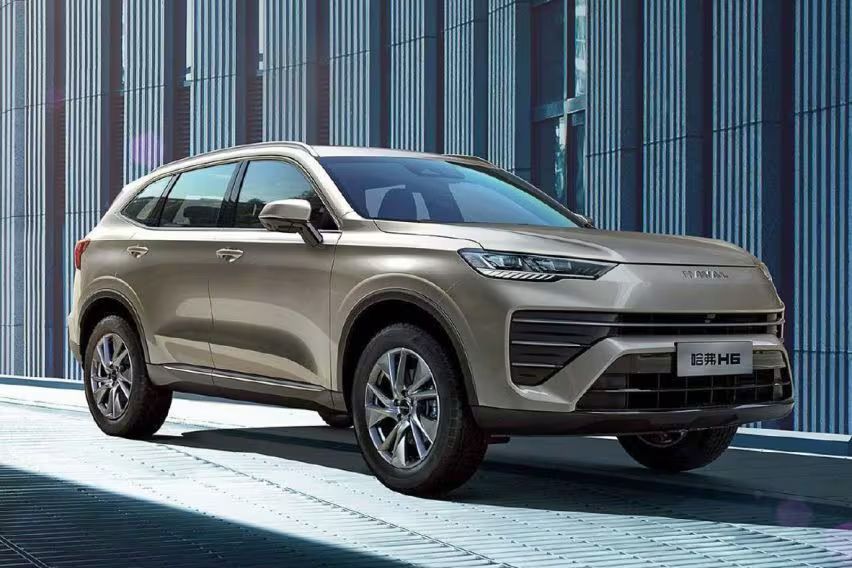 All-new 2023 Haval H6 facelift images revealed; debut soon