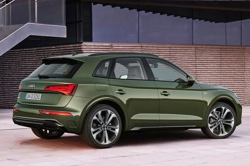 IIHS awards Audi Q5 with 'Top Safety Pick' rating