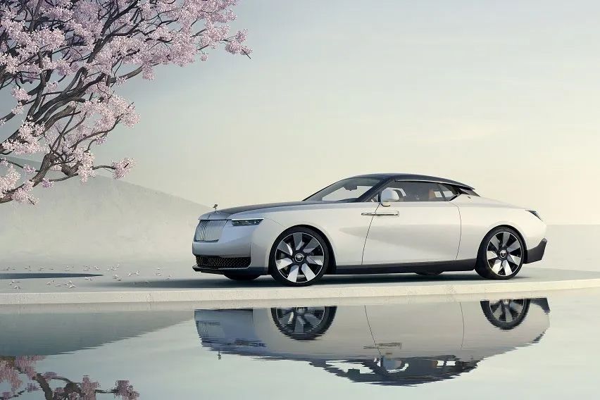 Rolls-Royce Arcadia Droptail