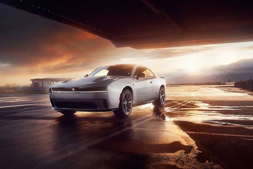 Dodge Reveals The New Charger Daytona EV