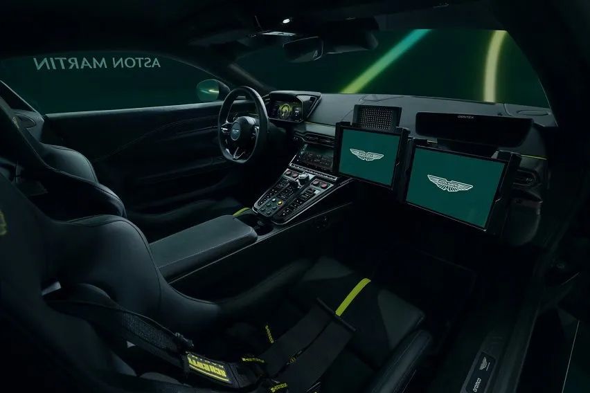 New Aston Martin Vantage