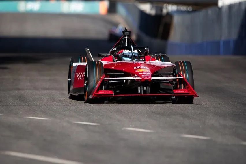 Nissan pledges to compete in the Formula E Championship until 2030