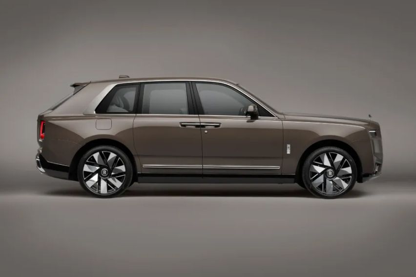 2024 Rolls-Royce Cullinan Series II