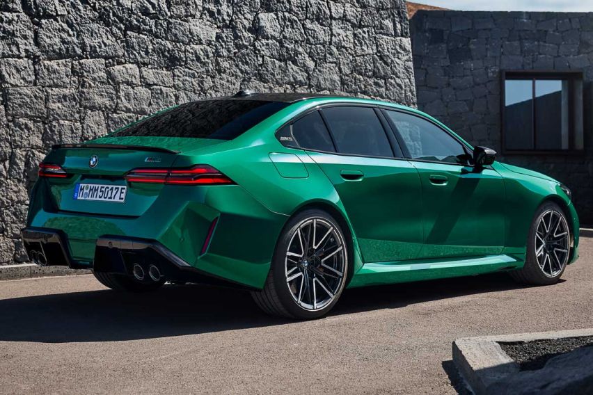 2025 BMW M5