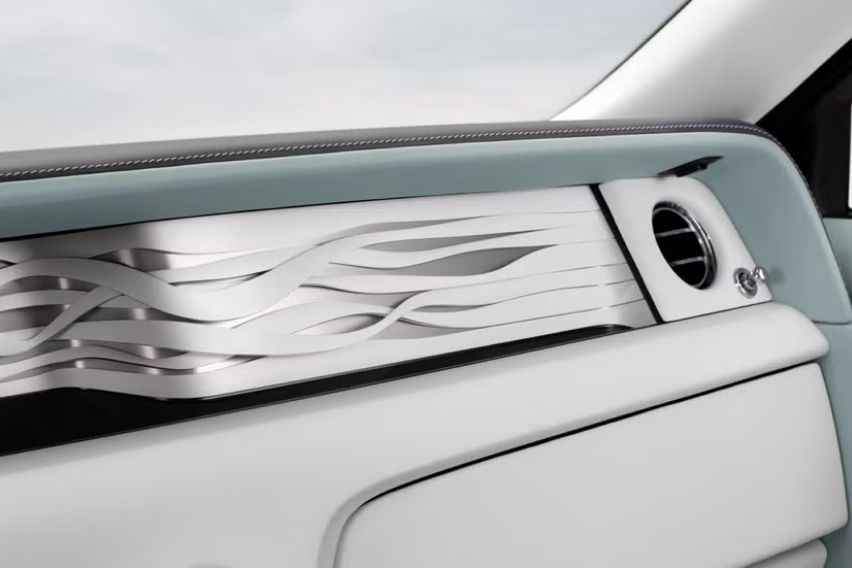 Rolls-Royce Phantom Scintilla