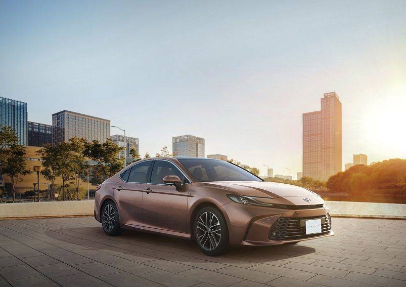 Al Futtaim Toyota Unveils the 2025 Camry: A New Era for the Iconic Sedan