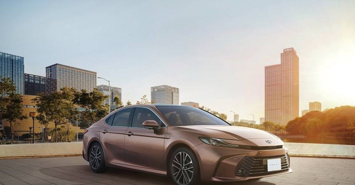 Al Futtaim Toyota Unveils the 2025 Camry: A New Era for the Iconic Sedan