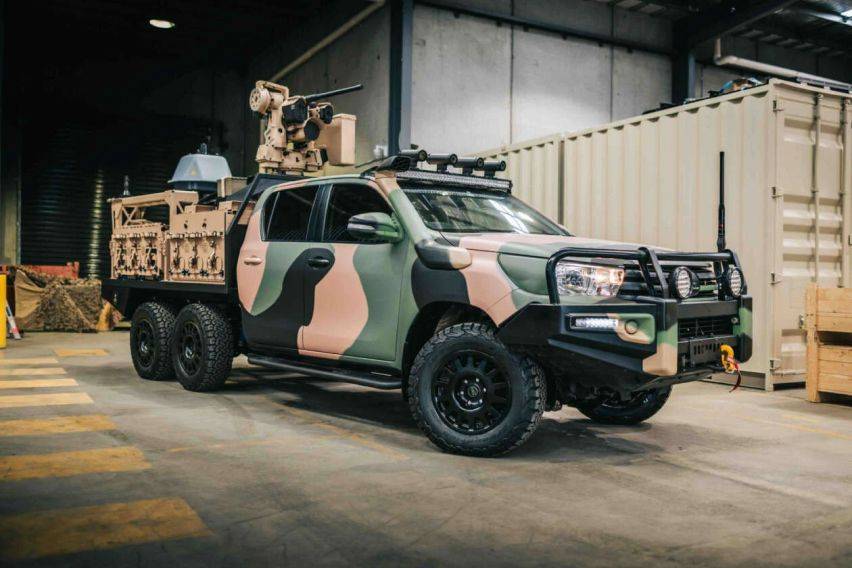 Supacat unveils new six-wheel MUV: A HiLux-based military vehicle