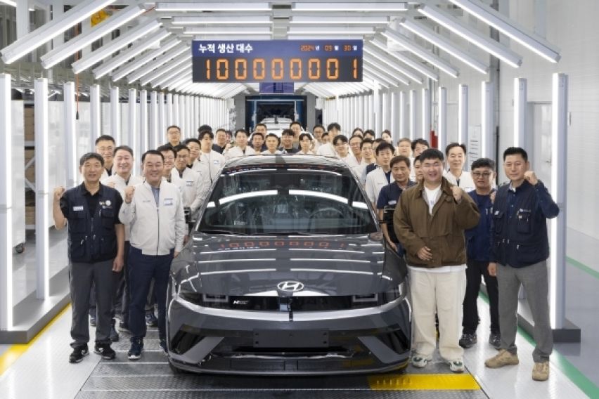 Hyundai 100 millionth vehicl