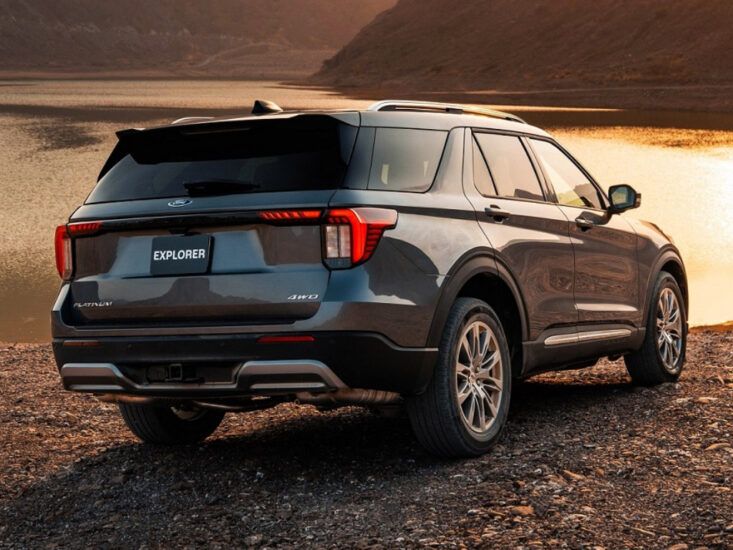 2025 Ford Explorer