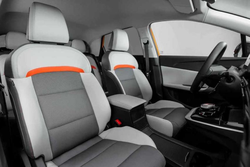 2025 MG4 EV front seats