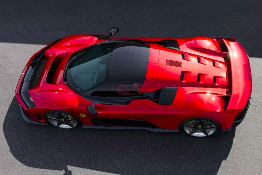 Ferrari F80 hypercar top-view