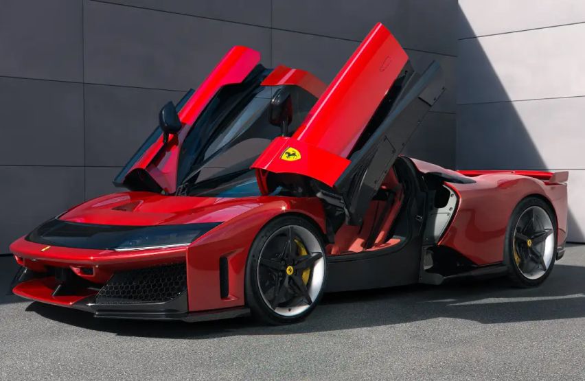 Ferrari F80 hypercar doors