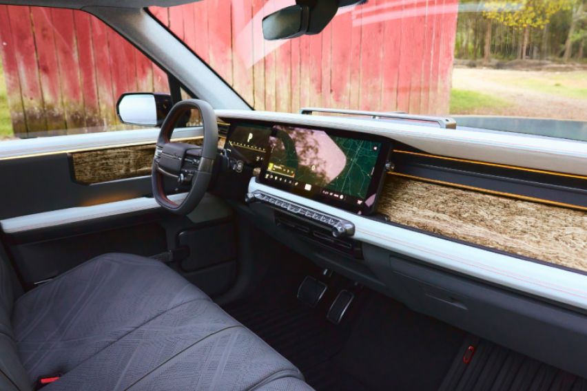 Scout Terra interior