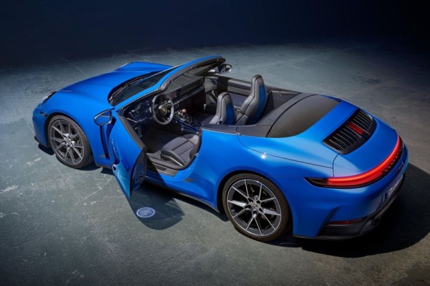 New Porsche 911 Carrera T rear