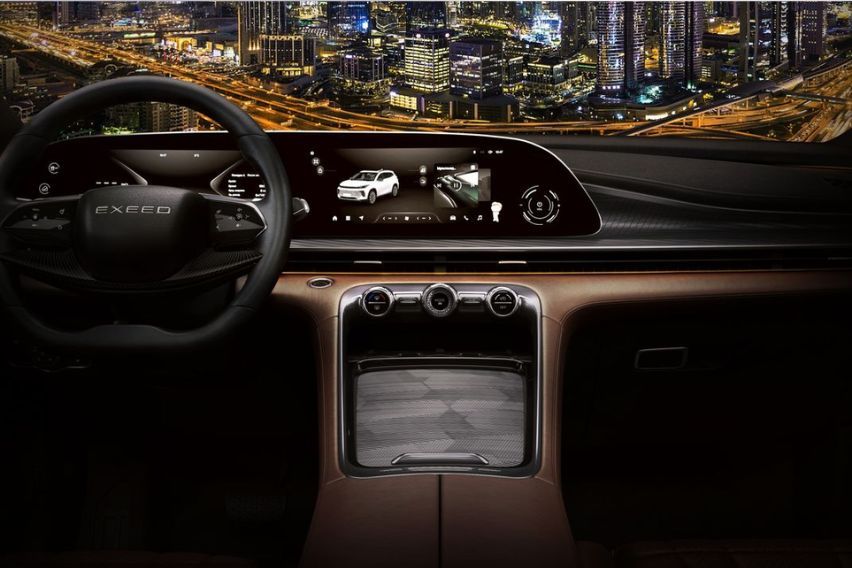 2025 Exeed TXL interior
