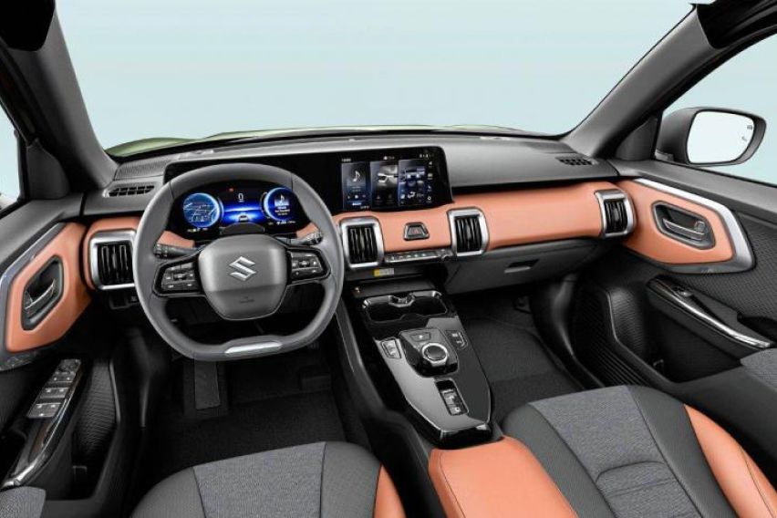 Suzuki e Vitara interior