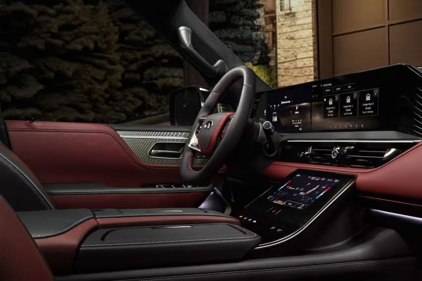 2025 Infiniti QX80 interior