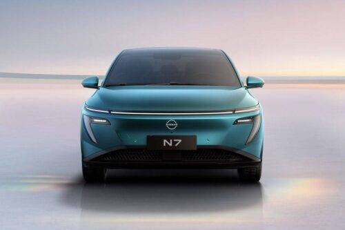 Nissan N7: A Futuristic Electric Saloon for China