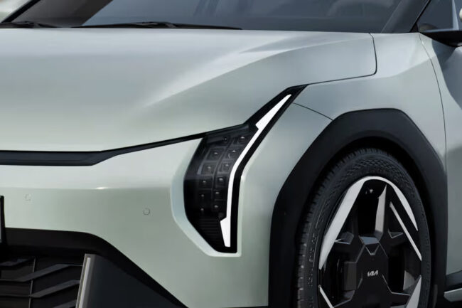 KIA EV4