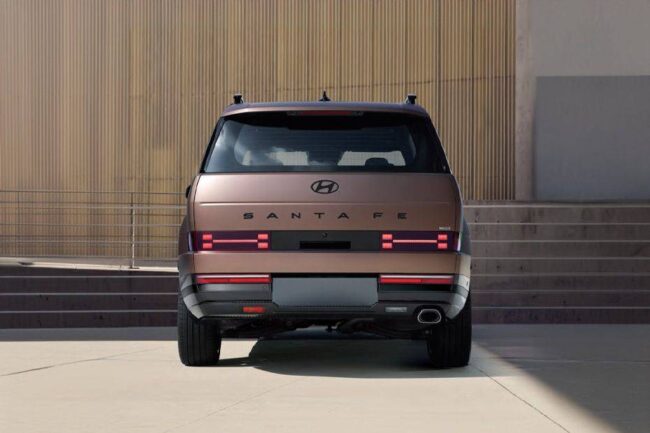 Hyundai SANTA FE