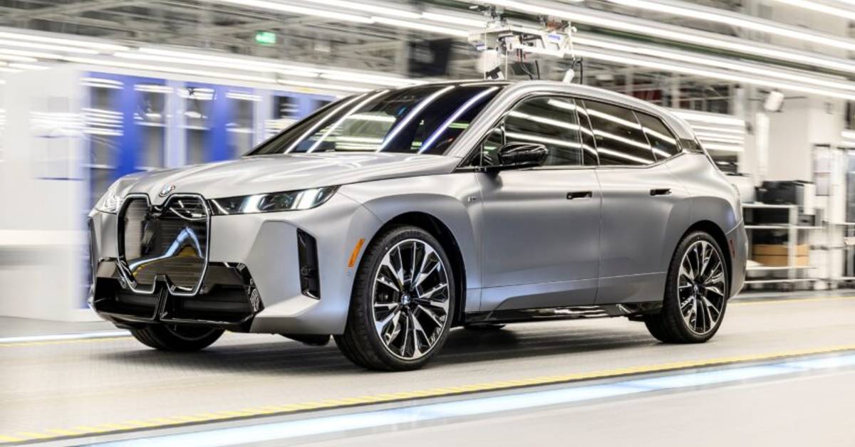 BMW iX Production Begins for 2025 Model with More Power and Range