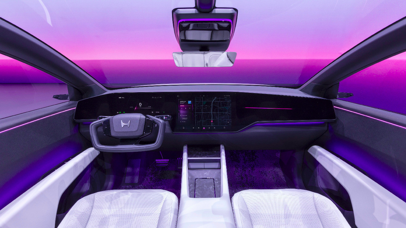 Honda 0 Saloon interior