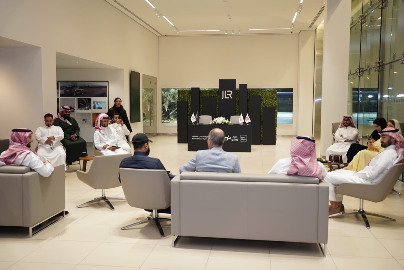 Jaguar Land Rover distributor