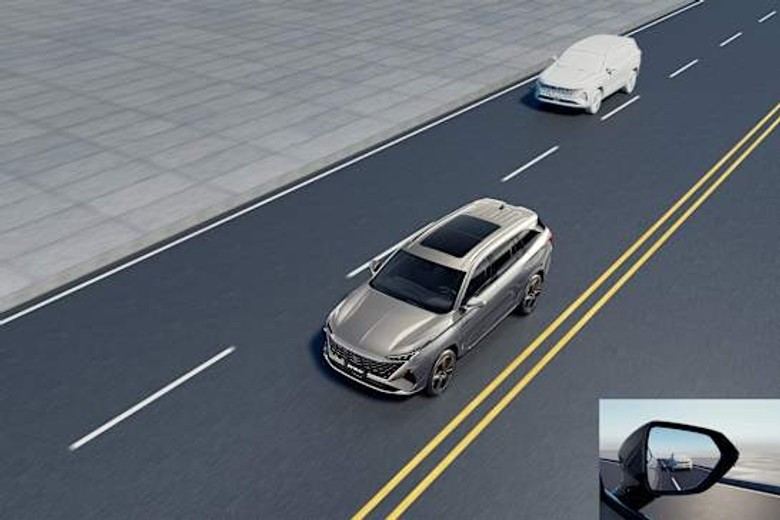 MG RX9 Blind Spot Monitoring