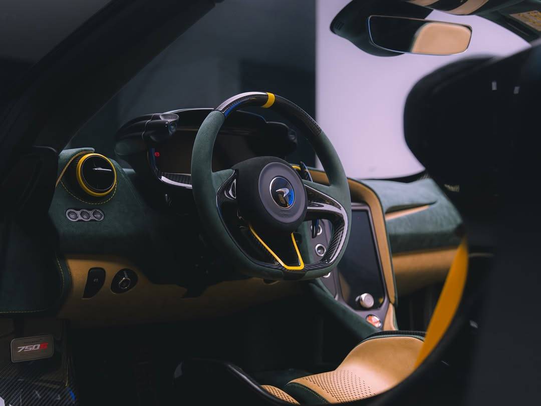 McLaren 750S MSO Heritage Interior