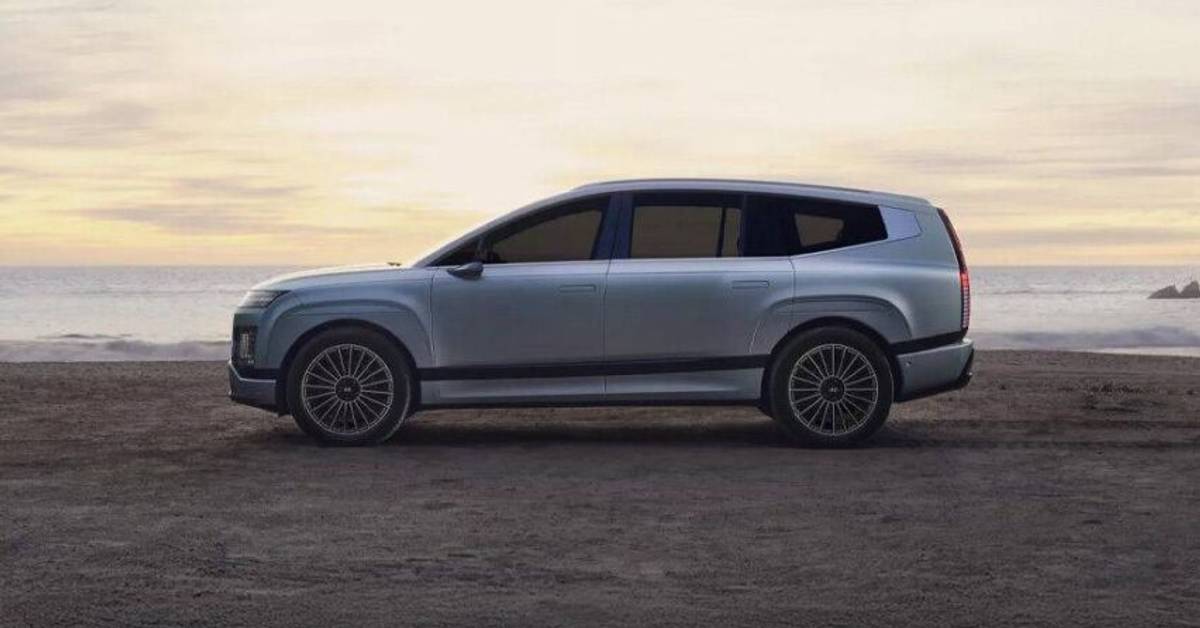 2026 Hyundai IONIQ 9 EV Launches in UAE: Premium Electric SUV with Over 300-Mile Range 2026 Hyundai IONIQ 9 EV Launches in UAE: Premium Electric SUV with Over 300-Mile Range