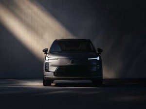 2025 Volvo XC70 Will Be a Full-Blown SUV - Details Leaked Ahead of Debut