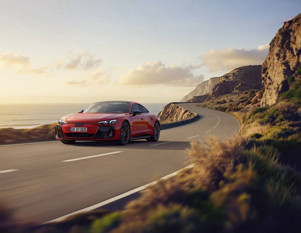 Audi e-tron GT quattro Front