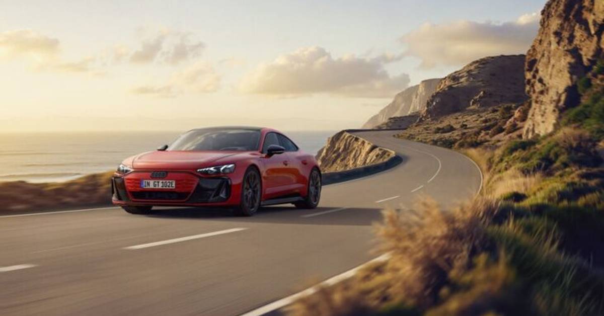 Audi e-tron GT Quattro Debuts with 622 km Range and Sharper Price