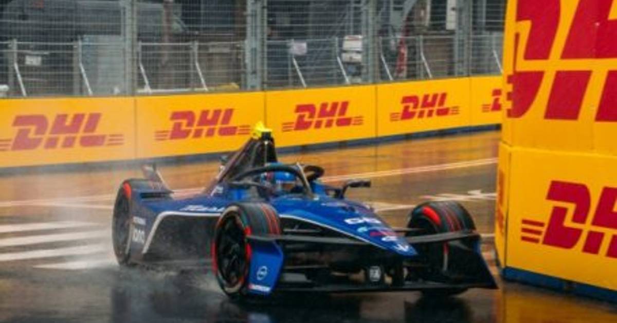 Victorious Vandoorne maintains Maserati MSG Racing's winning streak in Tokyo. Victorious Vandoorne maintains Maserati MSG Racing's winning streak in Tokyo.
