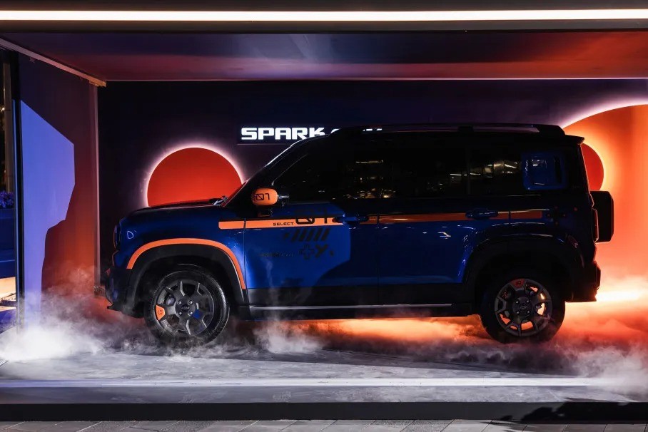 Chevrolet Spark EUV Side View