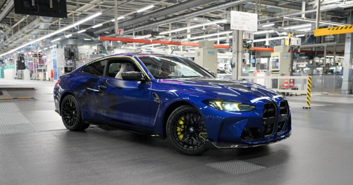BMW M4 CS Edition VR46 Unveiled to Honour Valentino Rossi’s Legacy BMW M4 CS Edition VR46 Unveiled to Honour Valentino Rossi’s Legacy