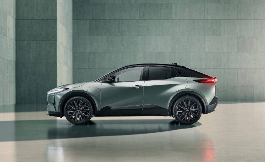 Toyota C-HR Side View