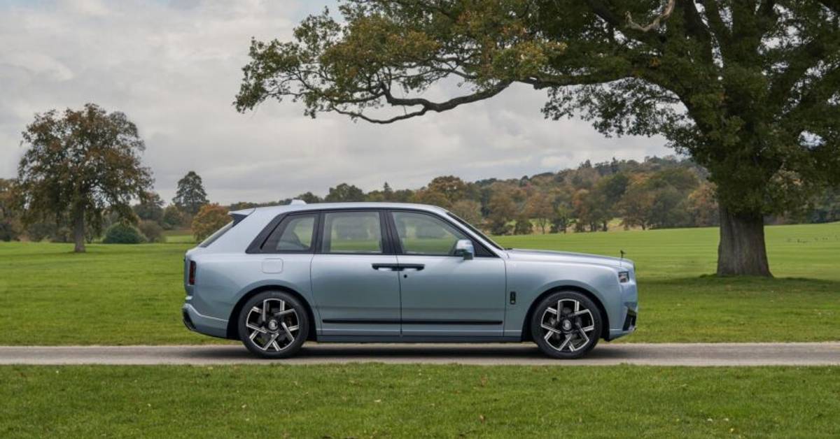 Rolls-Royce Launched Black Badge Cullinan Daisy Inspired by Client’s Hiking Trail Rolls-Royce Launched Black Badge Cullinan Daisy Inspired by Client’s Hiking Trail