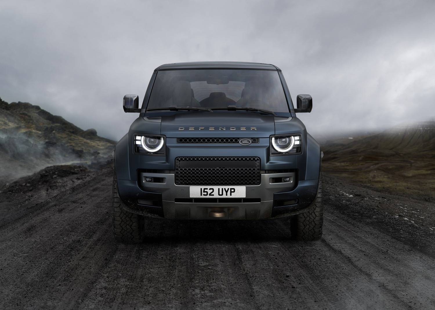 Land Rover Defender Front