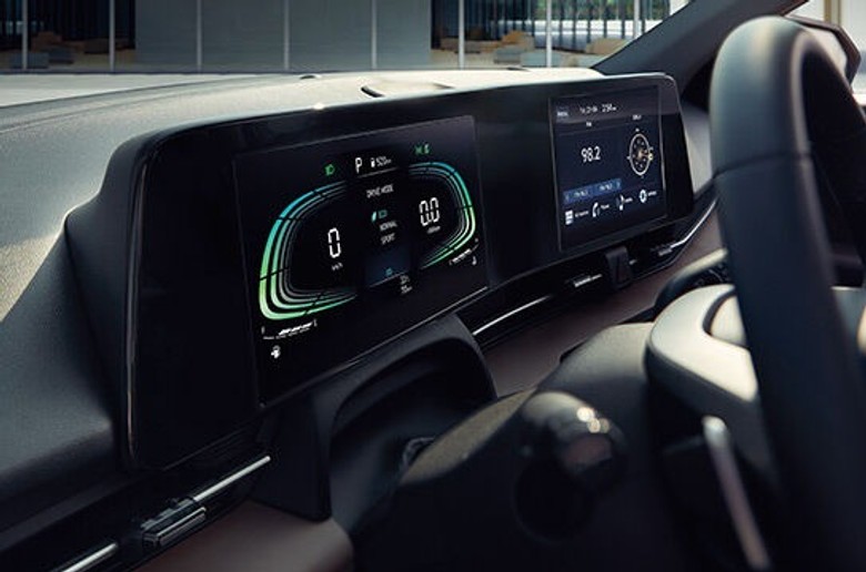 Hyundai Accent 2025 Center console