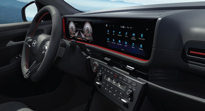 Hyundai Creta 2025 Infotainment and Driver Display