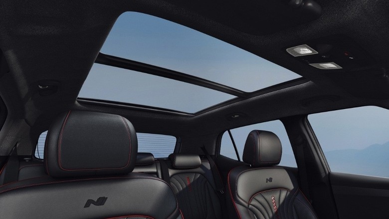 Hyundai Creta 2025 Panoramic Sunroof