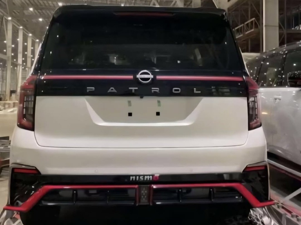 Nissan Patrol Nismo Rear